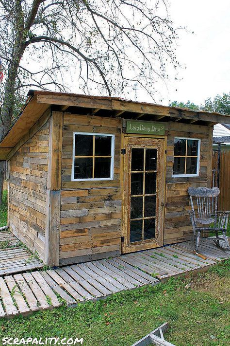 Beautiful Shed Made From Reclaimed Pallets & Tin Cans  #cans #garden #palletshed #recyclingwoodpallets #repurposedpallet #wood Pallet shed created using 90% repurposed items. I used pallets for flooring, framing, and an outer covering of the shed. The metal roofing is from fo... Shed Out Of Pallets, Shed Inspiration, Pallet Shed, Pallet Outdoor, Pallet Garden, Recycled Pallets, Pallets Garden, Diy Shed, Building A Shed