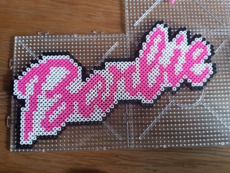 Barbie Perler Bead Patterns, Barbie Perler, Barbie Perler Beads, Rave Crafts, Ironing Beads, Hamma Beads Ideas, Pearl Beads Pattern, Perler Ideas, Barbie Logo