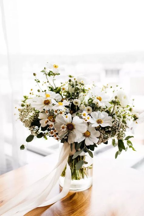 Wedding Bouquets May Flowers, Simple Wedding Bouquet Wildflowers, Small Wedding Bouquets Summer, Off White Wedding Flowers, Daisy And Greenery Bouquet, Daisy And Wildflower Bouquet, Colorado Wedding Bouquet, Summer Camp Wedding Flowers, Summer Flowers Wedding Bouquet