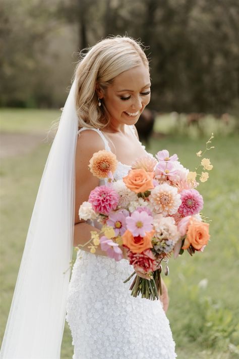 Monochromatic Bridal Bouquet, Garden Flower Bridal Bouquet, Spring Wedding Trends 2023, Formal Bridal Bouquet, Wedding Pattern Tablecloths, Bright Bridal Flowers, White Pink Yellow Wedding Flowers, Colorful Bridal Bouquet Spring, Pink And Purple Bridal Bouquet