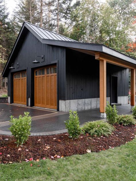 Hgtv Dream Home 2022, Cabin Garage, Backyard Garage, Garage Guest House, Garage Exterior, Garage Addition, Hgtv Dream Home, Pole Barns, New Garage