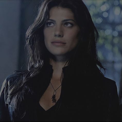 Ruby Supernatural, Genevieve Cortese, Genevieve Padalecki, Supernatural Pictures, Danielle Campbell, Tv Supernatural, Supernatural Funny, Supernatural Cast, Me As A Girlfriend