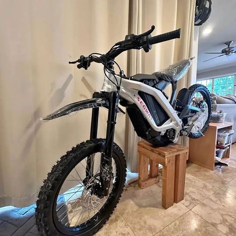 BRAND NEW 0 miles on it goes 37 mph with 40 mile range comes with keys, charger, manual, and all the other accessories from the shop keywords sur ron x 160 x260 talaria e bike £2000 E Bikes, E Bike, Sur Ron X Bike, Bmx Bikes For Sale, Sur Ron Electric Bike, Honda Trail 70 Mini Bike, Bmx Mountain Bike, Electric Dirt Bike, Pretty Bike