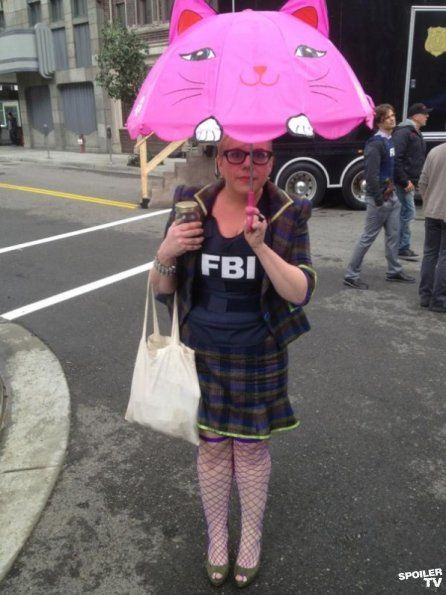 Oh Penelope! Kirsten Vangsness, Umbrella, A Woman, Pink