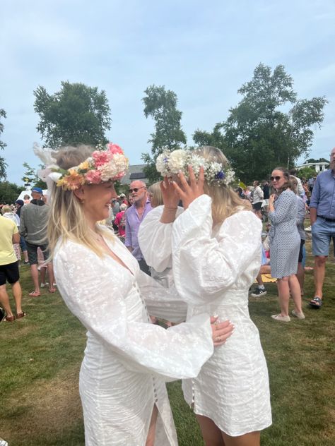 Midsommar, adoore White dresses, Two scandinavian girls White Midsummer Dress, Sweden Summer Outfits, Midsummer Outfit, Midsummer Sweden, Midsummer Dress, Midsummer Party, Scandinavian Summer, White Shells, European Summer