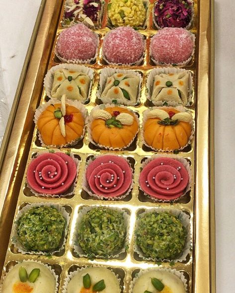 Indian Sweets Box, Egyptian Desserts, Peda Recipe, Mithai Boxes, Sweet Box Design, Surprise Birthday Decorations, Sweet Meat, Indian Dessert Recipes, Delicacy Food