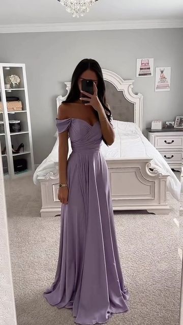 Classy Prom, Deb Dresses, Classy Prom Dresses, Stunning Prom Dresses, Elegant Prom Dresses, Prom Dress Inspiration, Cute Prom Dresses, Pretty Prom Dresses, Prom Outfits