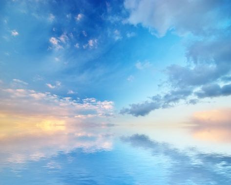 Sky Reflection, Blue Sky Photography, Blue Sky Wallpaper, Blue Sky Clouds, Waves Beach, Ocean Sky, Blue Sky Background, Blue Pictures, Sky Landscape