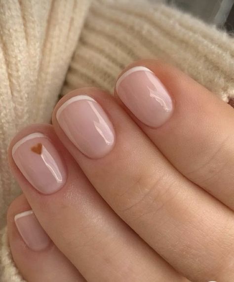 Korean Manicure Aesthetic, Natural Nails Manicure, Mens Nails, Hello Nails, Subtle Nails, Nice Nails, Simple Gel Nails, Minimal Nails, Casual Nails