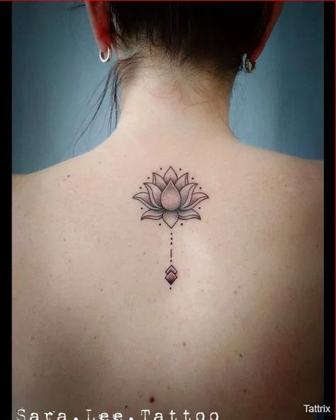 Lotus Tattoo Chest, Back Tattoo Lotus, Lotus Reference, Lotus Tattoo On Back, Lotus Flower Tattoo Designs For Women, Ladies Tattoo Design, Lotus Tattoo Ideas For Women, Lotus Back Tattoo, Deep Tattoos