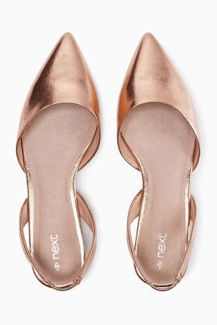 Gold flats Rose Gold Shoes, Rose Gold Accessories, Rose Gold Flats, Metallic Flats, Gold Flats, Gold Shoes, Slingbacks, Gold Accessories, Crazy Shoes