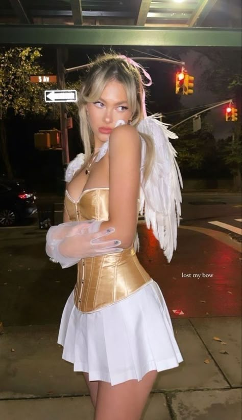 Blonde Halloween Costumes, Angel Halloween Costumes, Fashion Outfits Dresses, Classy Halloween Costumes, Best Costume, Hot Halloween Outfits, Pretty Halloween Costumes, Holloween Costume, Cute Couple Halloween Costumes