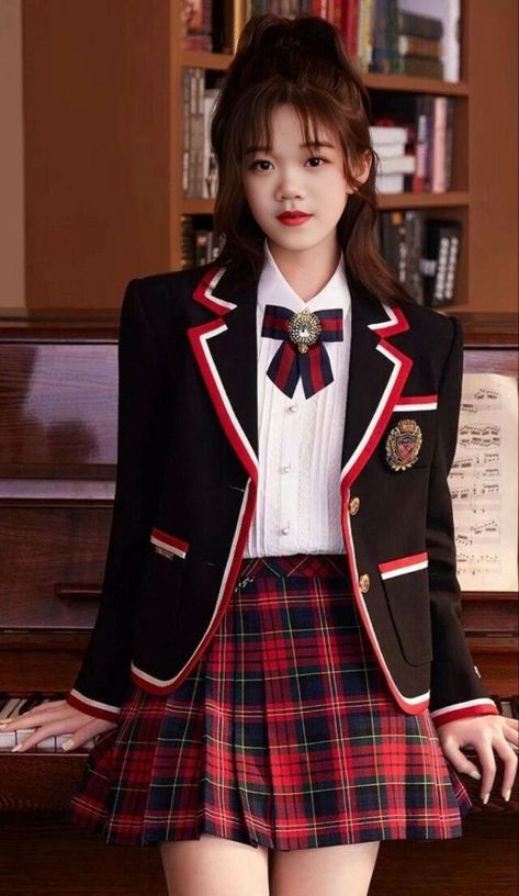 China School Uniform, Chinese School Uniform, Korean Uniform School, Korean Uniform, Zhao Lu Si, Chinese Fancy Dress, Outfit Korean Style, Blouse Ideas, School Uniform Fashion