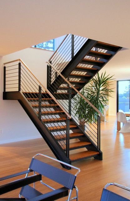 Open stairs Open Stairs, Staircase Design Modern, Modern Apartment Design, Modern Basement, Stair Railing Design, Steel Stairs, Stairs Design Modern, Stairway Design, Floating Stairs