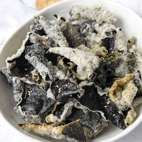 Korean Seaweed Chips - Christie at Home Tempura Seaweed Chips, Seaweed Chips Recipe, Seaweed And Rice, Korean Sides, Chips Ideas, Seaweed Chips, Breaded Tofu, Roasted Seaweed, Seaweed Wrap