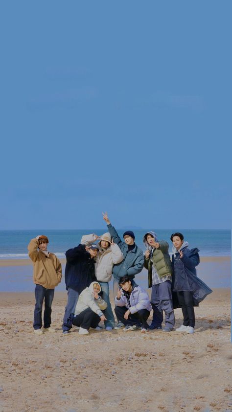 Ateez Group Photo Wallpaper Aesthetic, Ateez Blue Wallpaper, Ateez Ipad Wallpaper, Ateez Pics, Ateez Wallpaper, Bias Kpop, 4k Photos, Lines Wallpaper, Drama Memes