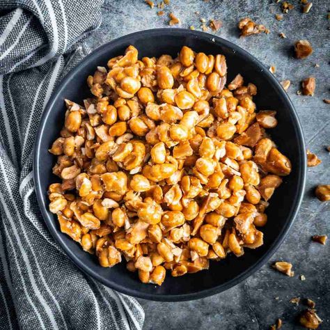 Butter Toffee Peanuts - The BEST! Easy Recipe Butter Toffee Covered Peanuts Recipe, Caramel Peanuts Recipe, Butter Toffee Cashews Recipe, Spiced Peanuts Recipes, Raw Peanuts Recipes, Sugar Peanuts Recipe, Burnt Peanuts Recipe, Toffee Peanuts Recipe, Butter Toffee Peanuts Recipe