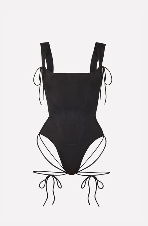 Swimsuit Aesthetic, Dilara Findikoglu, Black Bathing Suits, Best Swimsuits, Fire Fits, Black Swimwear, Fashion Mistakes, Body Sculpting, Edgy Outfits