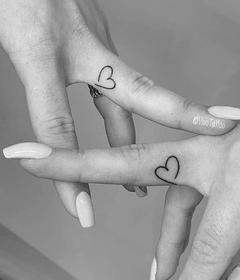 Tattoo With Meaning, Tiny Tattoos With Meaning, Small Best Friend Tattoos, Matching Bff Tattoos, Matching Friend Tattoos, Tiny Tattoos For Women, Tattoo Tiny, Matching Best Friend Tattoos, Matching Sister Tattoos