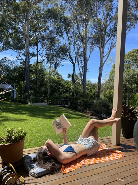 Reading On Porch Aesthetic, Laying In The Sun Aesthetic, Sunbathing Aesthetic Garden, Reading In The Summer, Summer At Home Aesthetic, Reading In The Park, Summer Reading Aesthetic, Reading In The Garden, Reading By The Pool