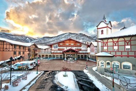 The Swiss Christmas Festival In Utah That Should Be On Your Bucket List This December Heber Valley Railroad, Utah Resorts, Midway Utah, Romantic Restaurant, Romantic Hotel, Zermatt, Most Romantic, Ski Resort, Scenic Views