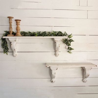 Stairway Decor Ideas, Farmhouse Wall Shelf, Antique Wall Shelf, Farmhouse Shelves Decor, Shabby Chic Shelves, Floating Shelves Bedroom, Farmhouse Shelves, Cottage In The Woods, Rustic Shabby Chic