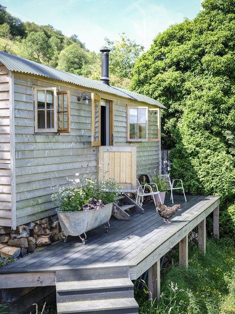 Yurt Living, A Cabin In The Woods, Garden At Home, Hut House, Tin House, Cottage Garden Design, Endless Opportunities, Shepherds Hut, Dome House