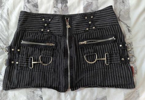 Tripp Nyc Skirt, Altering Clothes, Tripp Nyc, 2000s Fashion, Stage Outfits, Dream Clothes, Passion For Fashion, Diy Clothes, New Outfits