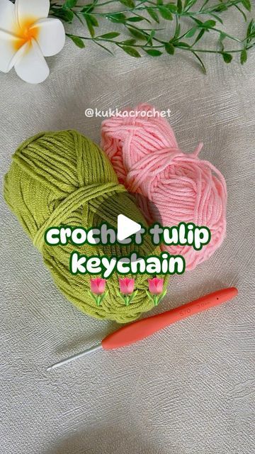 Keychain Crochet Tutorials, Key Chains Crochet, Tulip Keychain Crochet, Crochet Tulip Keychain, Crochet Keychain Tutorial, Tulips Crochet, Tulip Keychain, Crochet Tulip, Yarn Scraps