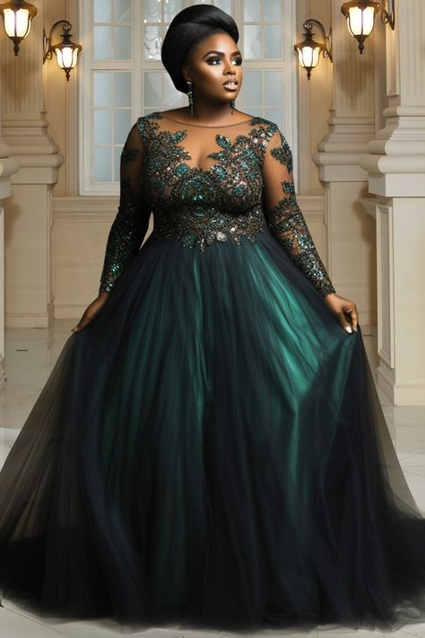 Xpluswear Evening Gowns Green, Plus Size Gala Dress, Plus Size Evening Gowns, Plus Size Ball Gown, Plus Size Evening Gown, Green Wedding Dresses, Pregnant Lady, Tulle Mini Dress, Board Panda