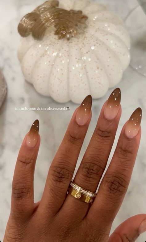 Nagel Tips, Work Nails, Classy Acrylic Nails, Almond Acrylic Nails, Short Acrylic Nails Designs, Neutral Nails, Minimalist Nails, Classy Nails, Chic Nails