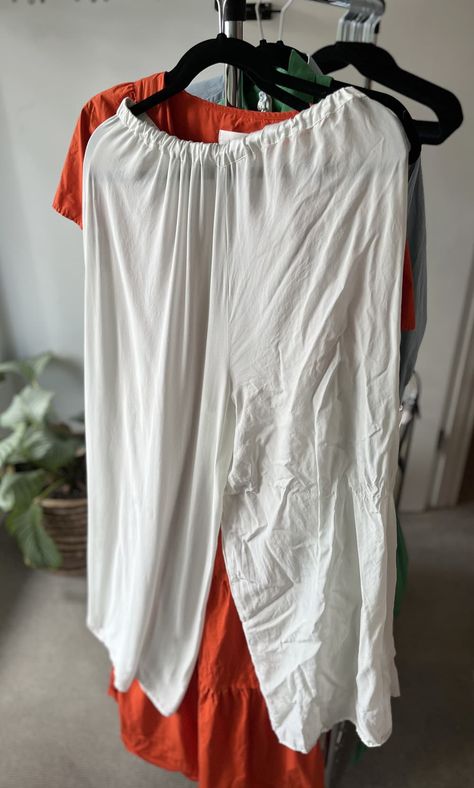 wrinkled clothing hanging ready to be steamed Clothes Steamer Hacks, How To Use A Steamer Clothes, How To Steam Clothes With A Steamer, Steam Press Iron Clothes, Clothing Steamer, Garment Steamer Accessories, Steam Clothes, Wrinkle Release Spray, Steam Press