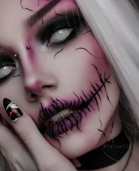 Halloween Maquillaje, Goth Eye Makeup, Holloween Makeup, Creepy Makeup, Creepy Halloween Makeup, Punk Makeup, Special Fx Makeup, Rave Makeup, Horror Makeup