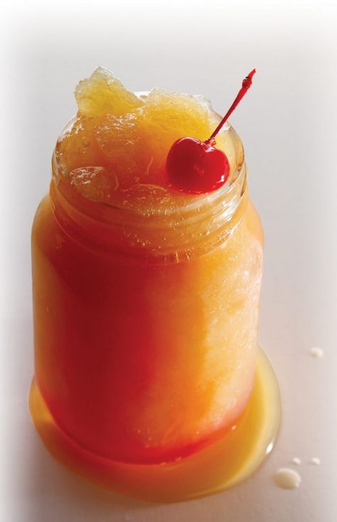 Frozen Bourbon Drinks, Bourbon Slushies Slush Recipes, Bourbon Slush Recipe With Tea, Bourbon Slush Recipe, Whiskey Slush, Alcoholic Slush, Alcoholic Slushies, Bourbon Slush, Slush Recipes