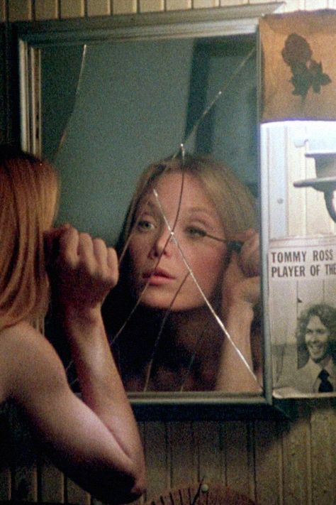 Carrie / Make up for disaster. Carrie 1976, Carrie White, Slasher Film, Slasher Movies, I Love Cinema, Poses References, Stanley Kubrick, Baby Boomer, Film Aesthetic