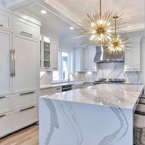 Top 60 Best White Kitchen Ideas - Clean Interior Designs Luxury White Kitchen Design, Luxury White Kitchen, Clean Interior Design, Almirah Designs, Simple Kitchen Design, Kitchens Design, Dream Kitchens Design, Kitchen Ideas Modern Luxury, White Kitchen Design