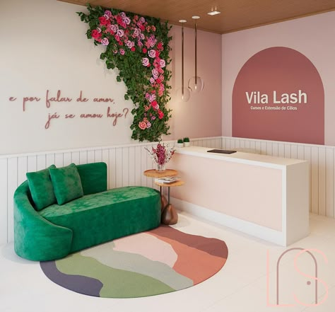 CONSULTORIA DE AMBIENTES ✨ Confira a incrível transformação do centro de estética! 🌸✨ Com suaves tons de rosa, um teto que remete a madeira e traz aconchego e um espaço instagramável perfeito, criamos um ambiente acolhedor e estiloso. Veja como ficou agora e como era antes e inspire-se para renovar seu espaço. Agende uma consultoria de interiores e deixe a magia acontecer! 💅🏼📸 . . . . . #consultoria #consultoriadeinteriores #antesedepois #arquiteturadeinteriores #decorando #centrodeesteti... Salon Shop Ideas, Modern Boutique Interior, Studio Rosa, Flower Shop Interiors, Angel Wings Decor, Hair Salon Interior, Boutique Inspiration, Store Design Boutique, Beauty Salon Decor