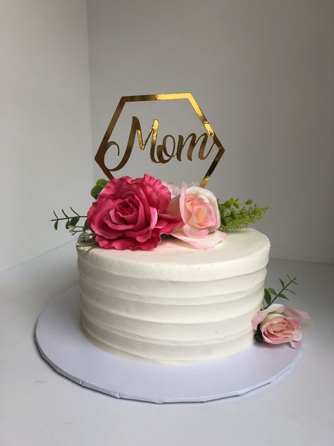 Fondant Cake Ideas For Women Birthday, Simple Mother's Day Cake, Small Birthday Cake For Mom, Simple Birthday Cakes For Mom, Cake Ideas For Women Birthday Mom, Cake Designs Birthday For Mother, Mom Birthday Cake Ideas Mothers Simple, Simple 50th Birthday Cake For Women, Cake Designs For Mothers Day