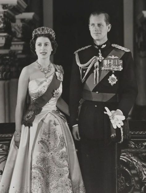 Elizabeth Philip, Young Queen Elizabeth, Rainha Elizabeth Ii, Reine Elizabeth Ii, Duke Of Edinburgh, Elisabeth Ii, Princess Elizabeth, Prince Phillip, Royal Queen