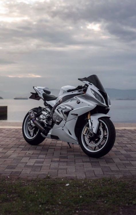 Bmw Motorcycle S1000rr, Night Bike Ride Video, Purple Motorcycle, Moped Bike, Girl Riding Motorcycle, Aesthetic Rain, Night Bike Ride, Hello Moto, Bike Bmw