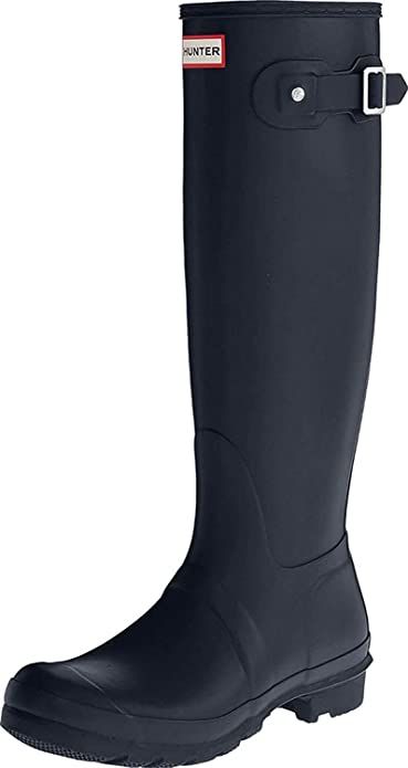 Amazon.com | Hunter Women's Original Tall Navy Rain Boots - 5 B(M) US | Rain Footwear Navy Hunter Boots, Mens Wellies, Hunter Wellington Boots, Womens Hunter Boots, Hunter Wellies, Wellington Boot, Womens Rain Boots, Wellington Boots, Women Hunters