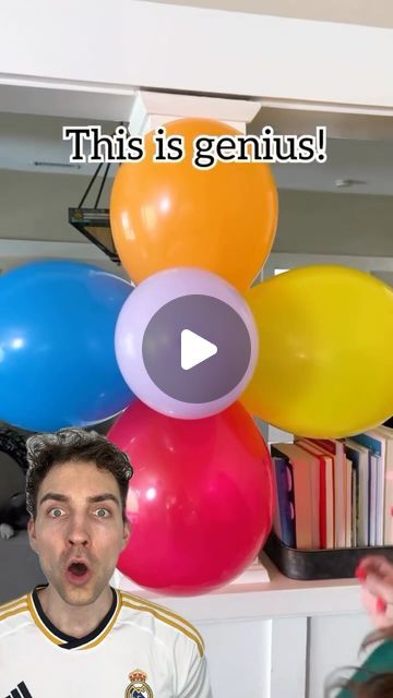 Kevin Winnik on Instagram: "Viral Birthday Lifehack! 🎁🎈🥳
•
•
•
•
#lifehacks #hacks #diy" Easy Bday Decoration Ideas At Home, Birthday Door Surprise, Easy Birthday Decoration Ideas At Home, Birthday Hacks, Balloon Hacks, Birthday Door, Life Hacks Organization, Easy Birthday, Cat Litter Box Furniture