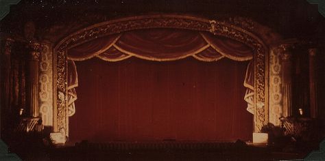 Proscenium Stage, Elizabethan Theatre, Illusion Magic, Circus Background, Theatre Backdrops, Theatre Curtains, Stage Designs, Theatre Interior, Merry Widow