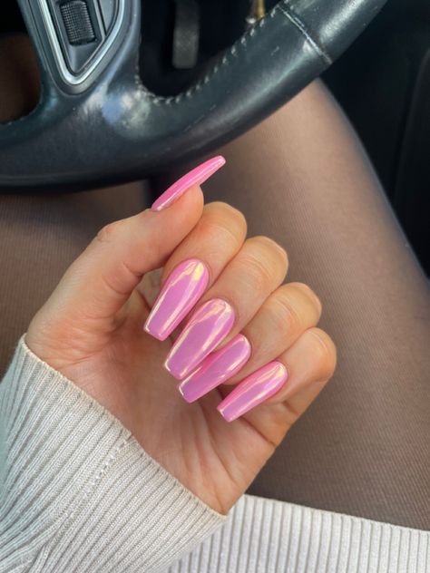 Pink Nails Metallic, Chrome Pink Tip Nails, Pink Chrome Birthday Nails, Barbie Pink Nails Chrome, Pink Chrome Nails Designs Square, Hot Pink Chrome Nails Coffin, Pink Metalic Nails Ideas, Barbie Nails Coffin, Nails Crome Pink