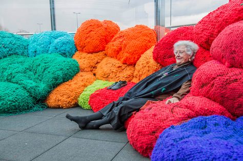 Sheila Hicks, Knitting Art, Hayward Gallery, Textile Sculpture, Knit Art, Art Installation, Needle Work, First Art, Art Textile