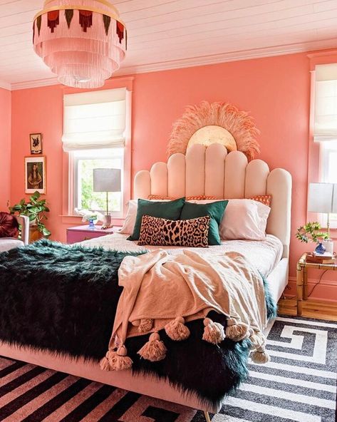 About Michelle — The Beige Blues Maximalist Bedroom, Apartment Styles, Maximalist Interior, Velvet Headboard, Apartment Aesthetic, Headboard Designs, Bedroom Decor Ideas, Pink Bedroom, Bedroom Inspo