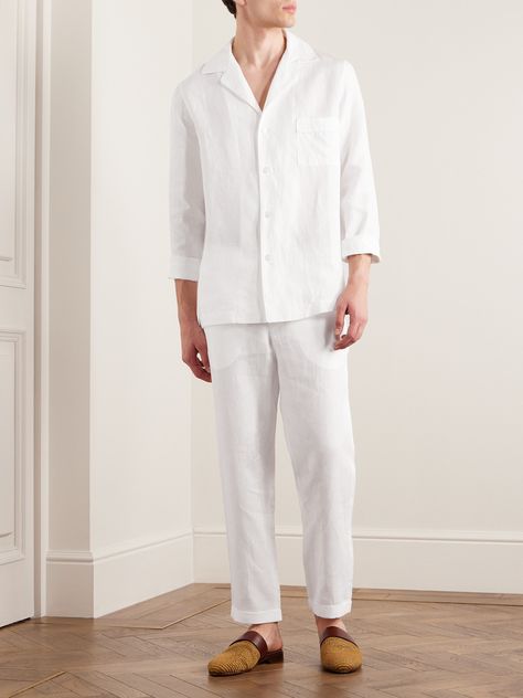 Loretta Caponi works exclusively with skilled artisans in Tuscany to create her collections. This shirt takes its cues from classic sleepwear, cut from airy linen and topped with a pyjama-style collar. It's an elegant choice for a holiday. Linen Pajamas Men, Mens White Linen Shirt, Muslin Pajamas, White Linen Shirt Men, Loretta Caponi, Pajamas Men, Striped Shirt Men, White Pajamas, Classy Outfits Men