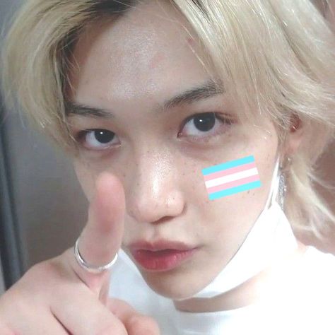 Subtle Trans Pfp, Icons Trans, Trans Pfp Boy, Trans Pfp, Skz Pride Icons, Kpop Lgbtq Icons, Teaching Feeling, Trans And Gay Flag Icon, Trans Boys