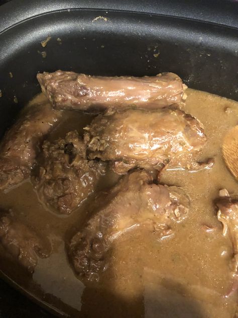 This Smothered turkey neck recipe is one of my childhood favorites my mother would prepare for Sunday dinner. For Thanksgiving we would fight over the one turkey neck, (knowing that daddy would be the one to get it), so Momma would prepare this on a Sunday so everyone would be able to have one or two. They are tender, delicious and worth the effort to prepare. My momma serve it with green peas and potato salad, just the way I prepared mine. I’m sure you will enjoy it as much as I do. Smothered Turkey Necks, Turkey Necks Recipe, Turkey Neck Recipe, Smothered Turkey, Deep Fried Turkey, Crockpot Turkey, Cheap Clean Eating, Turkey Neck, Thanksgiving Kitchen