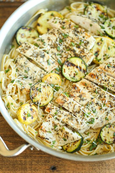 Chicken And Zucchini, Fettuccine Recipes, Lemon Herb Chicken, Chicken Zucchini, Herb Chicken, Rigatoni, Zucchini Recipes, Garlic Butter, Alfredo